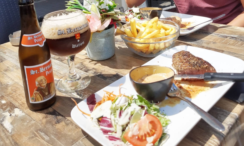 Steak van de BBQ met St Bernardus bier Steak van de BBQ met St Bernardus bier