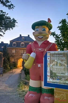 Internationaal Bierfestival Klooster Graefenthal ingang