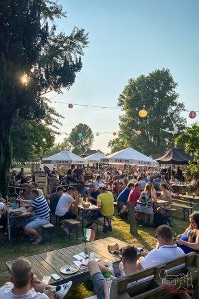Internationaal Bierfestival Klooster Graefenthal bezoekers