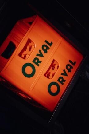 Twee kratten Orval op elkaar gestapeld