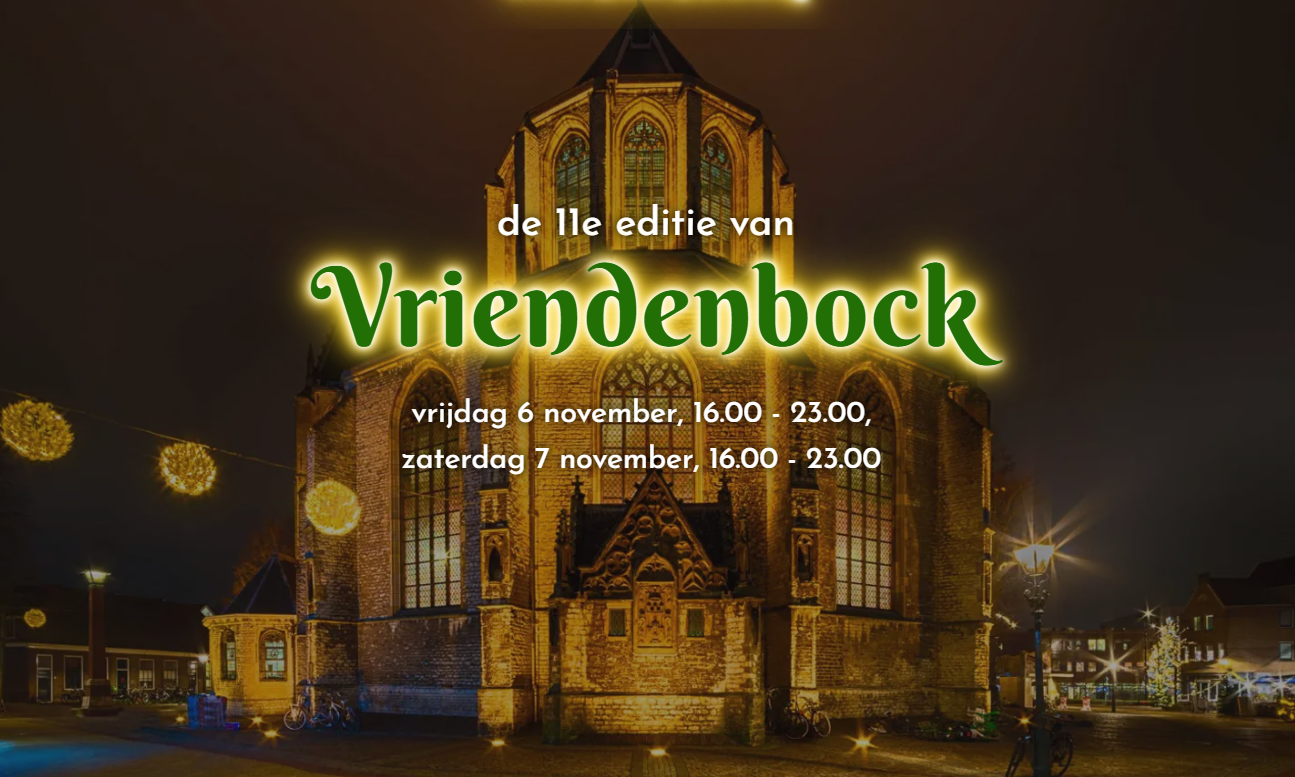 Verlichte kerkgebouw met neonachtige titel 'Vriendenbock' en evenementdata '6 en 7 november' op avondplein