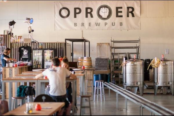 Bierwandeltocht Oproer