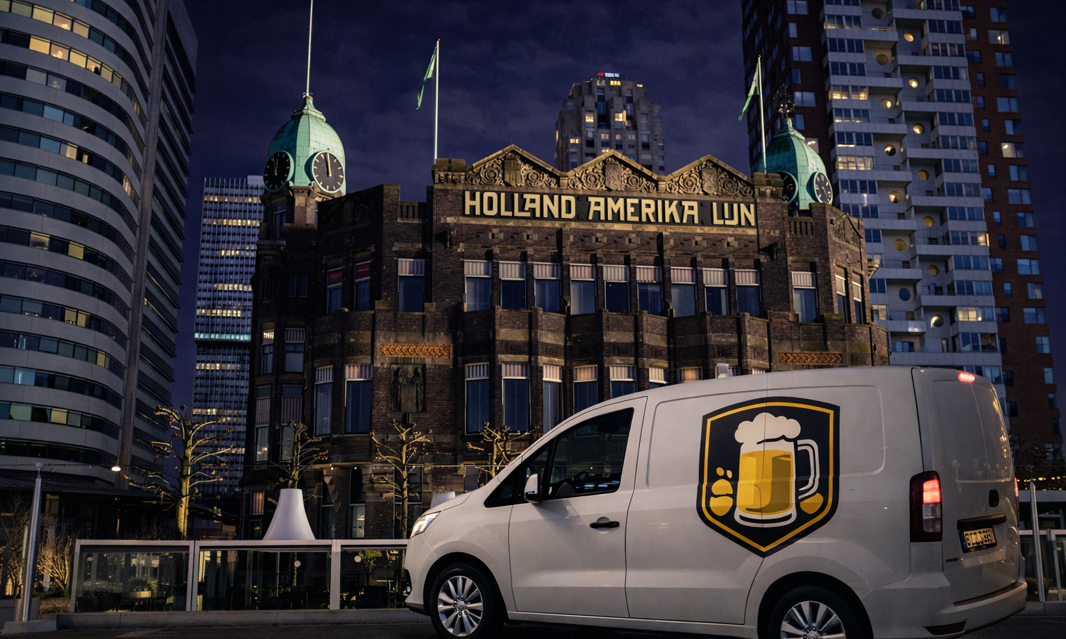 Witte bestelbus met bierlogo voor het Holland Amerika gebouw in de avond.