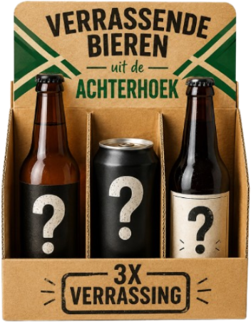 Kartonnen bierpakket met drie Achterhoekse verrassingsbieren met vraagtekens op flesjes en blik.