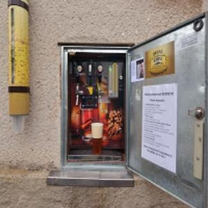 Tap in muur in Tsjechisch dorp