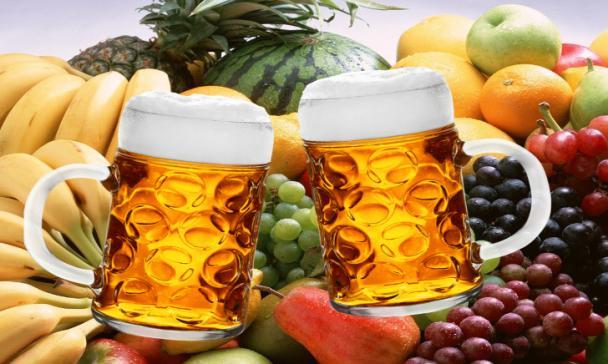 Fruit met bieren