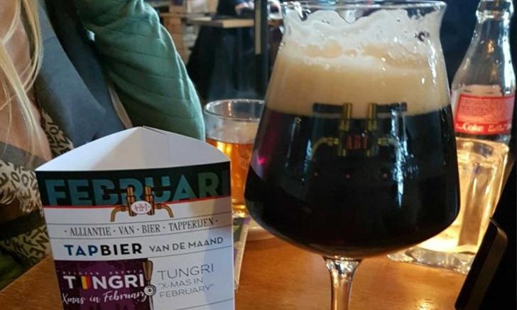 Tungri X-Mas in February in glas