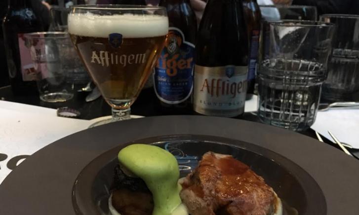 Bier op kerstmuts