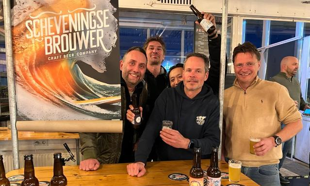 Scheveningse brouwer, de mensen met bier