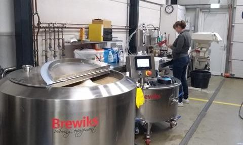 Kauw, de brouwketels