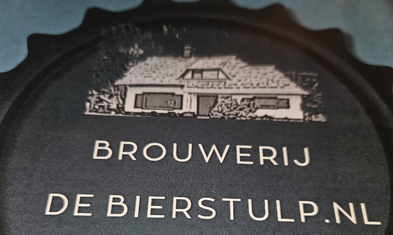 Brouwerij de Bierstulp logo en tekst op een kroonkurk