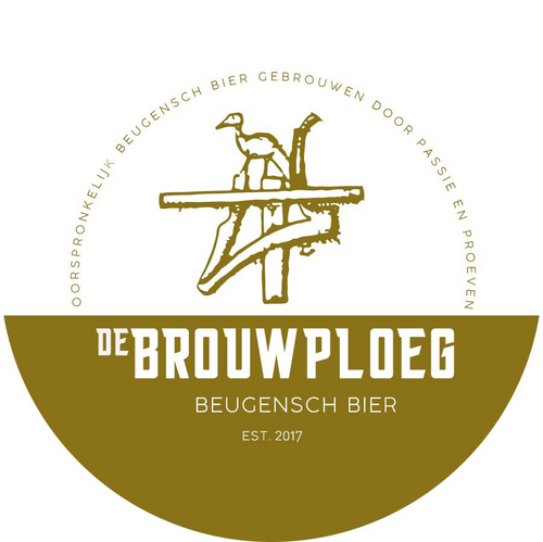 Goudkleurig rond logo met een ploeg en de tekst De Brouwploeg, Beugensch bier.