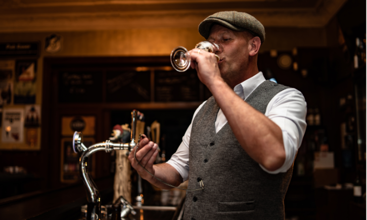 Gradoen Gerard met biertje