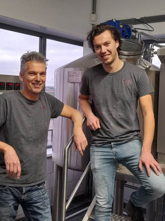 Van Sas, Familiebrouwerij vader en zoon