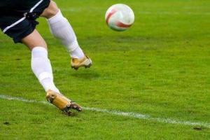 Voetbalwedstrijd atten