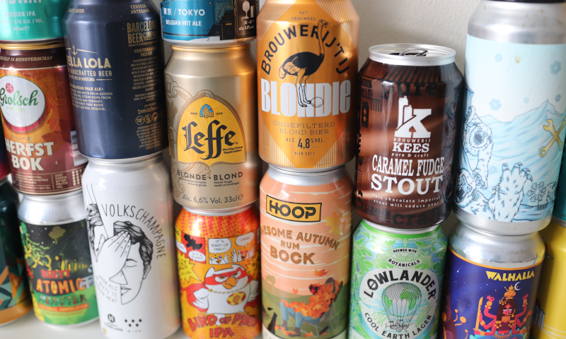 Blikken bier aanbieding Blikken bier aanbieding