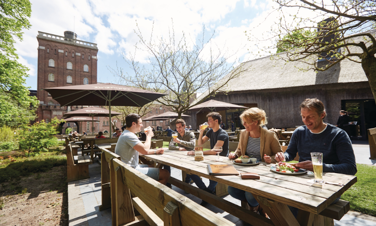 Bezoek aan La Trappe  Bezoek aan La Trappe