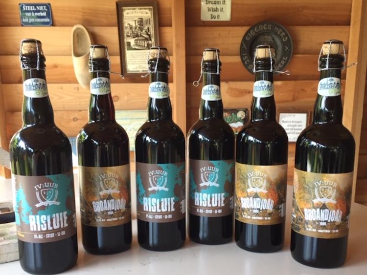 IV UUR bieren in 75cl flessen IV UUR bieren in 75cl flessen