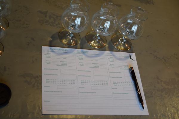 Proefglaasjes en proefformulier