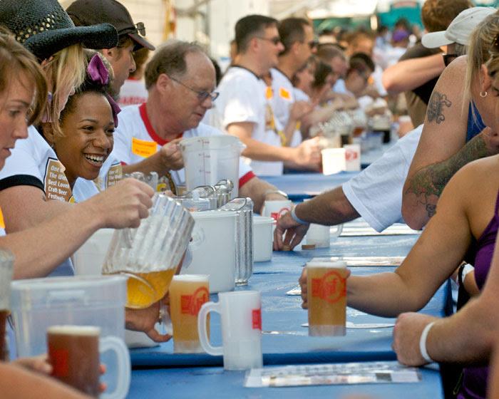 People drinking beer at Oregon Craft Beerfestival