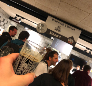 Bier tijdens Oud Bruin Fest