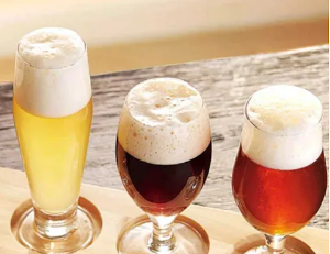 Verschillende bierglazen Verschillende bierglazen