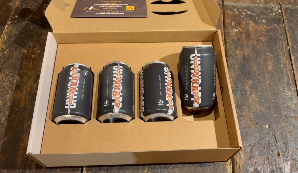 ingepakte blikjes speciaalbier in het unwrapp bierpakket ingepakte blikjes speciaalbier in het unwrapp bierpakket