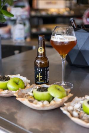 iKi Thai Sweet Basil met kingkrab appel