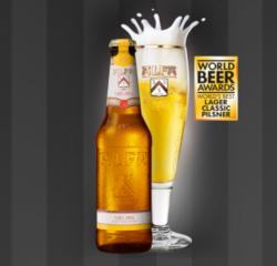 Alfa Edel Pils flesje glas en onderscheiding world beer awards