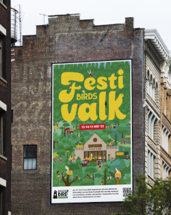 Festivalk aankondiging op gevel