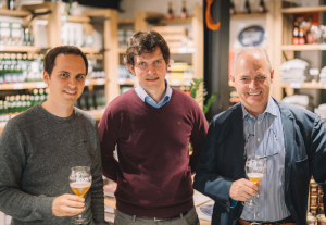 Karel, Jos en Frank Boon in het het bezoekerscentrum in Lembeek