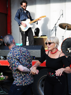 Dansen tijdens een Maximus feestje