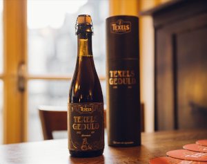 Texels Geduld Stormbock Champenoise flesje en koker