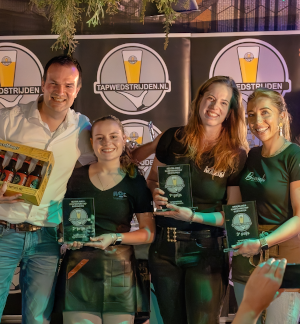 Vier biertappers uit Nijmegen die doorstromen naar het NK biertappen 2024