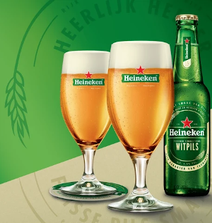 Heineken Witpils glazen en flesje