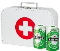 Rode Kruiskoffertje met Heineken bier