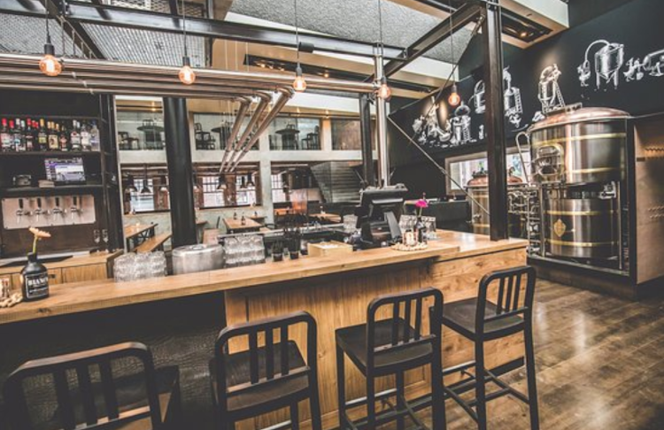 Bierfabriek Amsterdam binnen Bierfabriek Amsterdam binnen