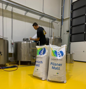 Binnen bij Brouw Noabers