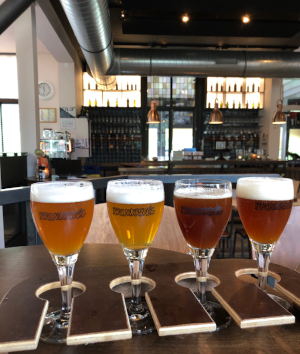 Proefplankje in het Brouwersnos proeflokaal Proefplankje in het Brouwersnos proeflokaal