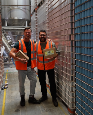 The Good Beer mannen in de brouwerij