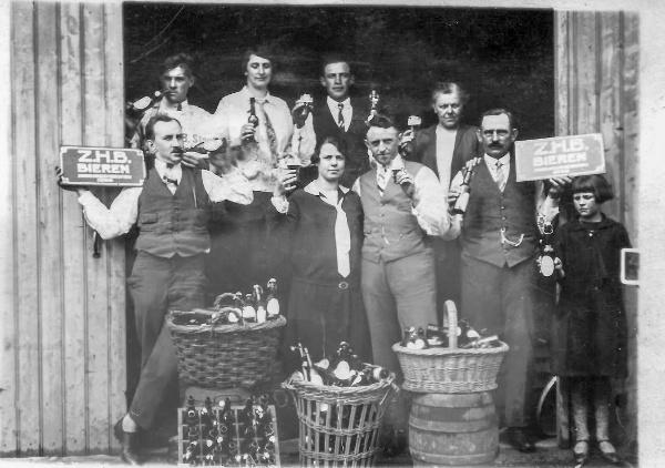 Zuid Hollandse Bierbrouwerij rond 1920 // foto ingestuurd door Henriette van Ekert