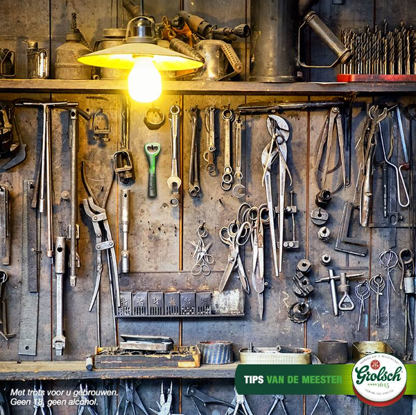 Grolsch opener in de schuur Grolsch opener in de schuur