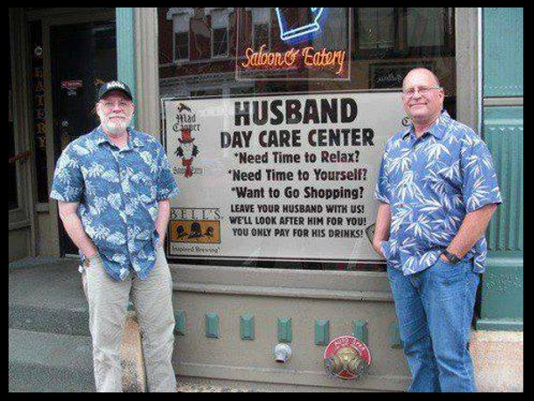 Opvangcentrum voor mannen om bier te drinken Opvangcentrum voor mannen om bier te drinken