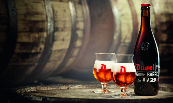 Duvel Barrel Aged in normale Duvel glazen