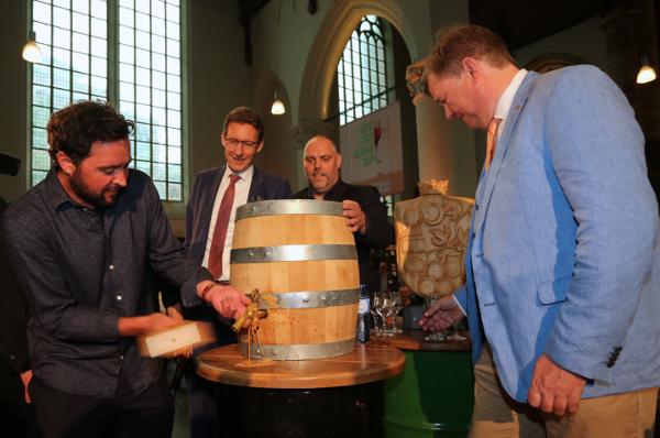 Eerste vat aangeslagen bij de Week van het Nederlandse Bier 2018