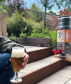 Lowlander IPA tappen in de tuin