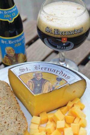 ST. Bernardus bier met kaas 