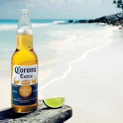 Corona met limoen Corona met limoen