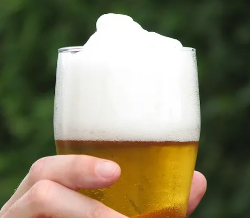 Schuimkraag op bier // Pixabay Schuimkraag op bier