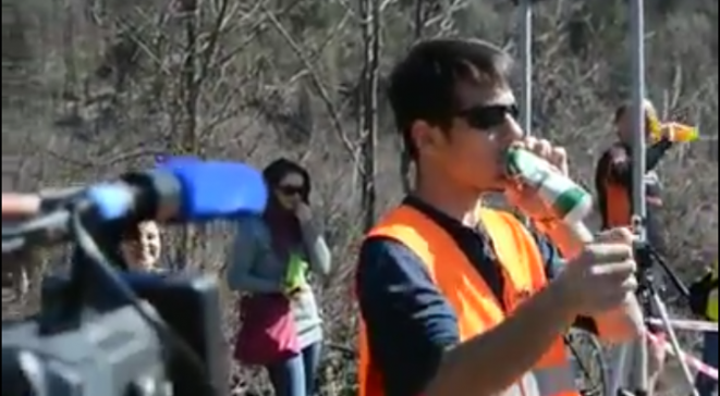 Rally geluid met bierblik